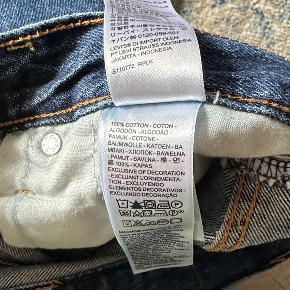 Levi's Women's Ribcage Dark Blue Jeans - Picture 5 of 6